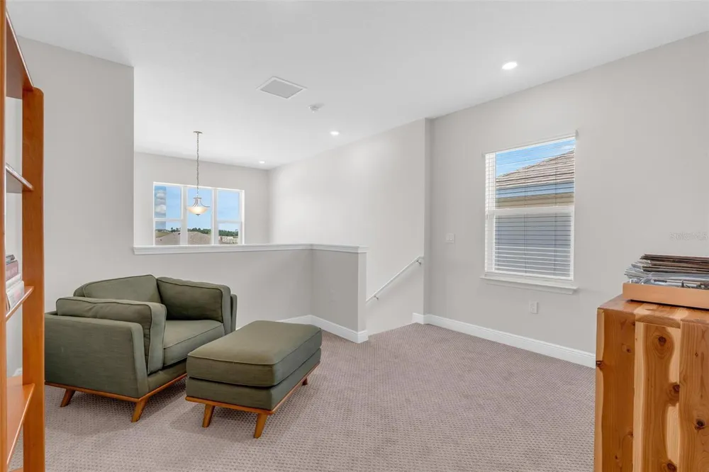 2019 SUNSHINE PEAK DRIVE Minneola, FL 34715