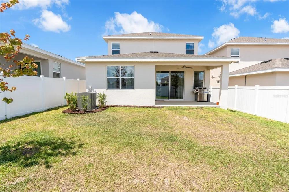 2019 SUNSHINE PEAK DRIVE Minneola, FL 34715