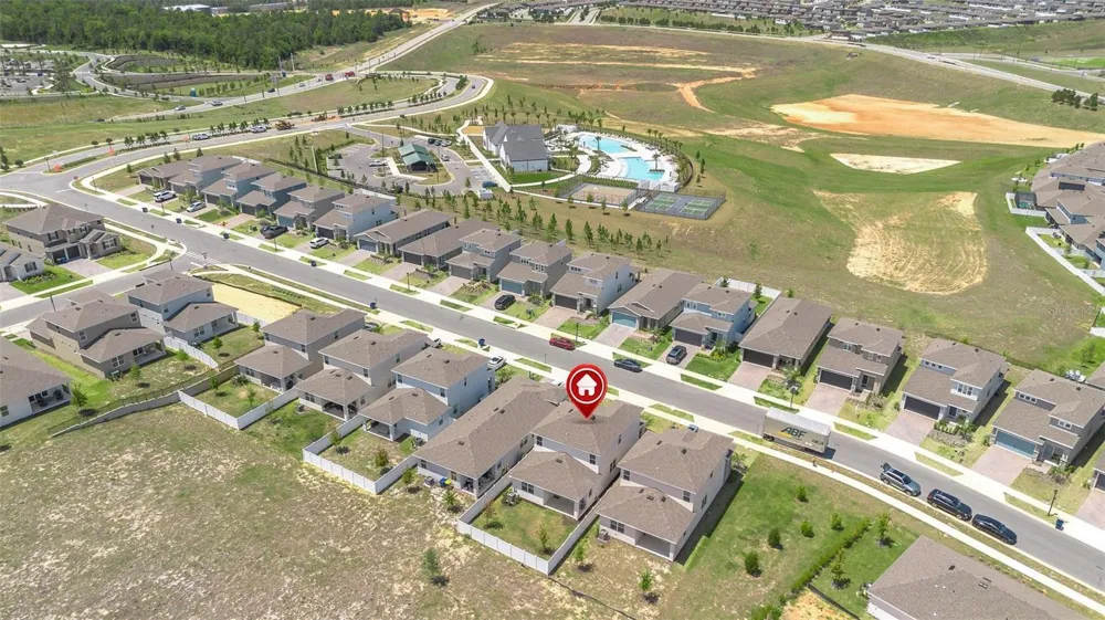 2019 SUNSHINE PEAK DRIVE Minneola, FL 34715