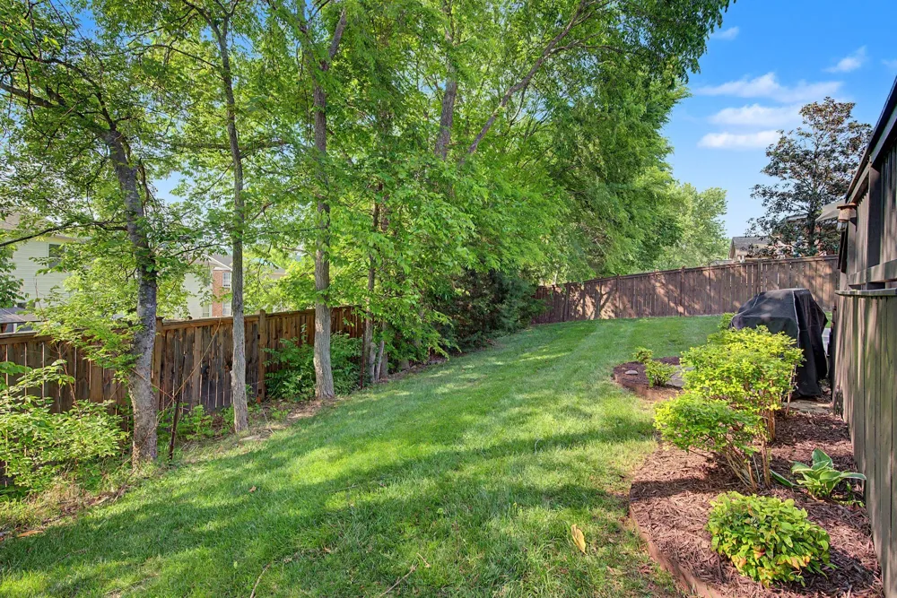 6209 Rivervalley Dr Nashville, TN 37221