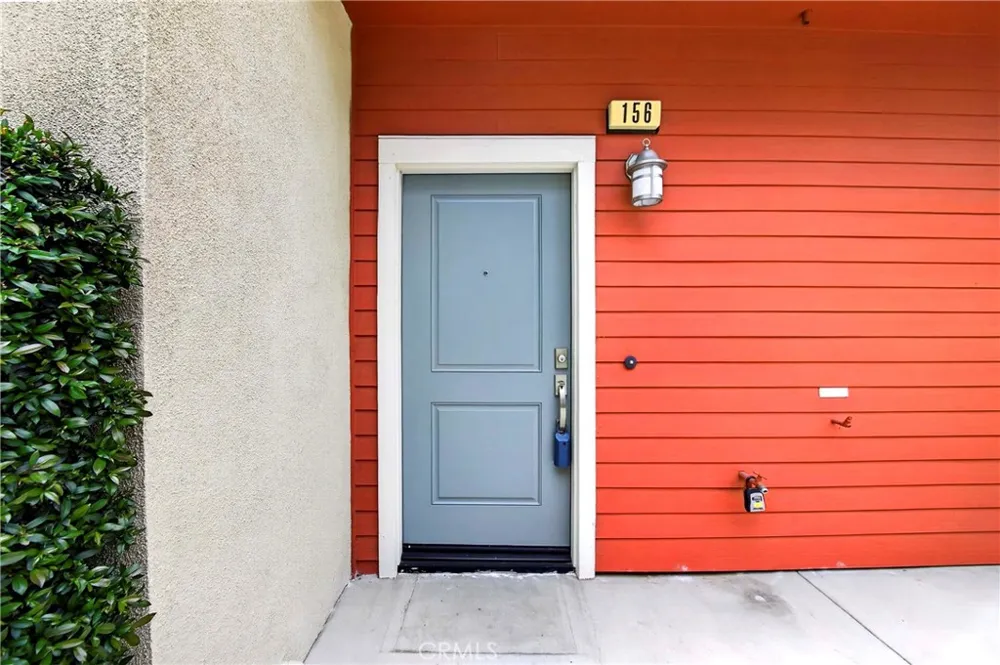 156 Orange Brea, CA 92821