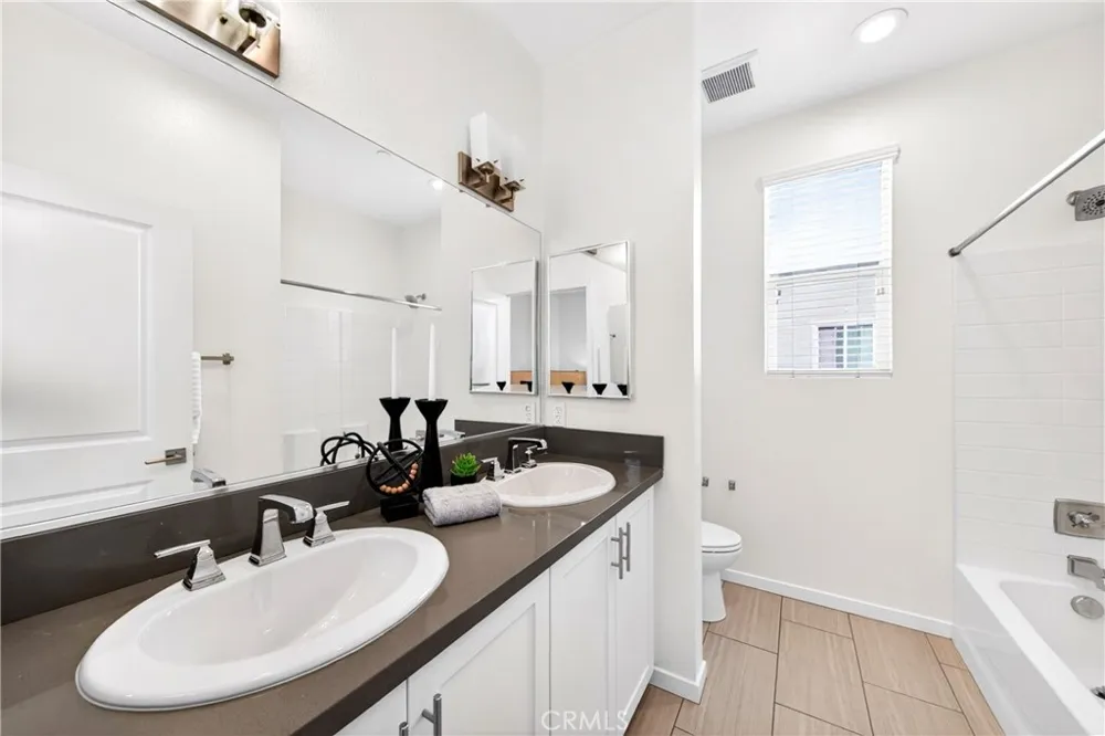 156 Orange Brea, CA 92821