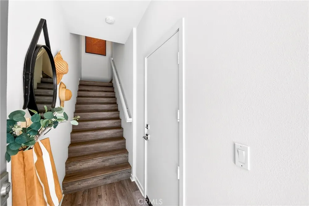 156 Orange Brea, CA 92821