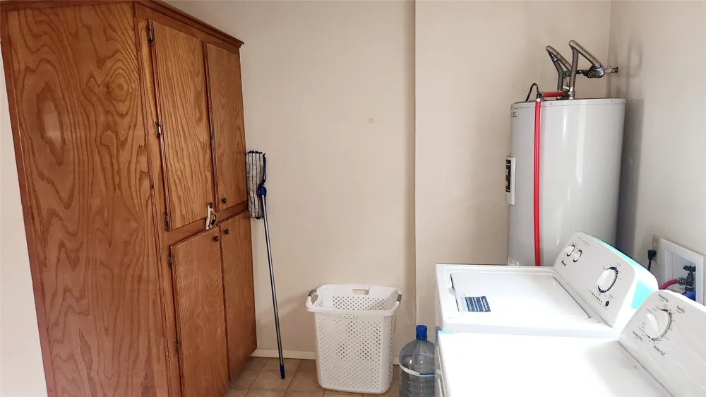 205 Hubbard Omaha, TX 75571