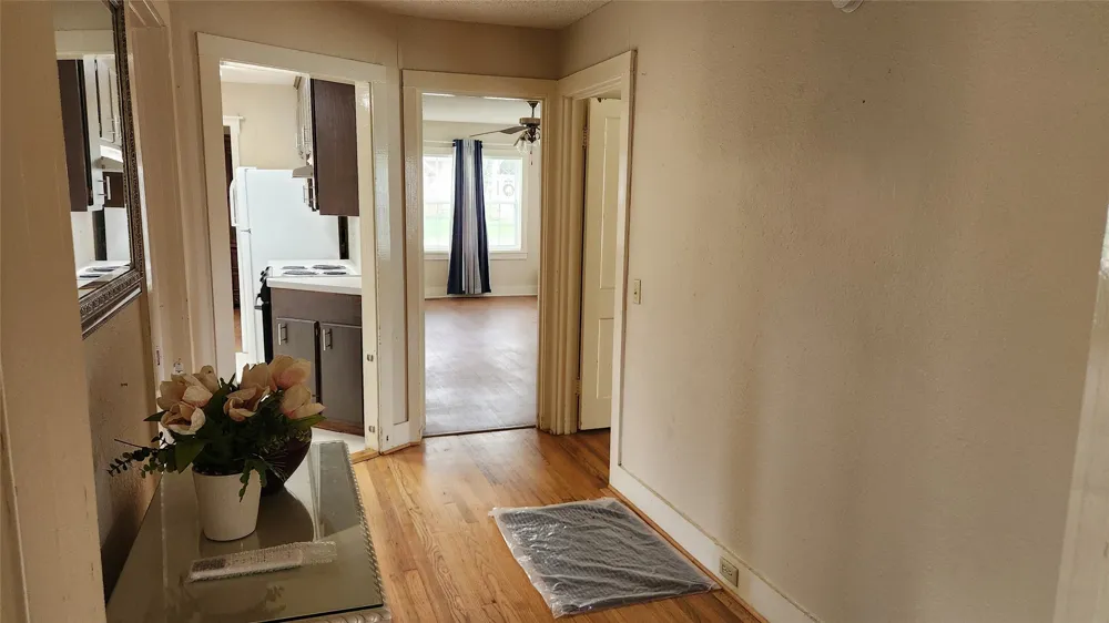 205 Hubbard Omaha, TX 75571