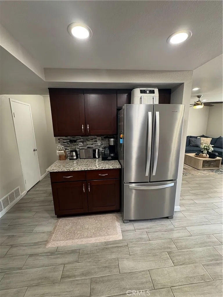 2255 Cahuilla #49 Colton, CA 92324