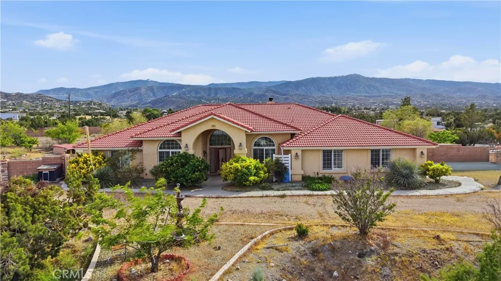 2777 Brawley Pinon Hills, CA 92372