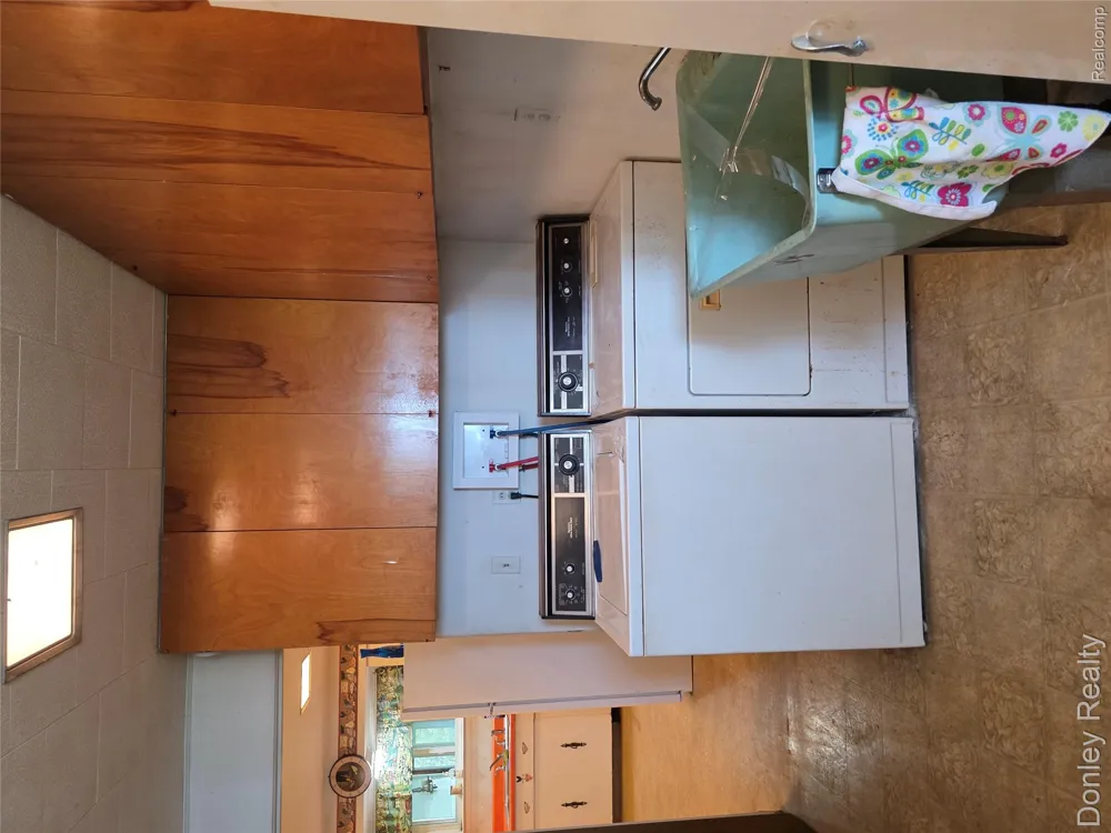 2100 W Sanilac Road Moore Township, MI 48471