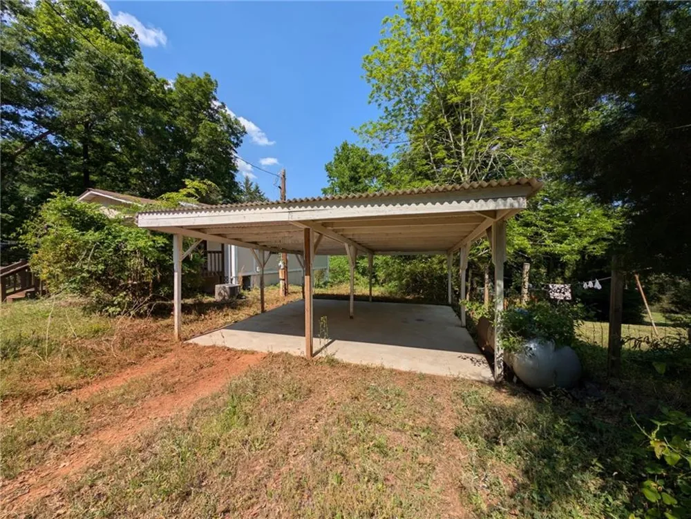 139 SUNSET DRIVE Eatonton, GA 31024