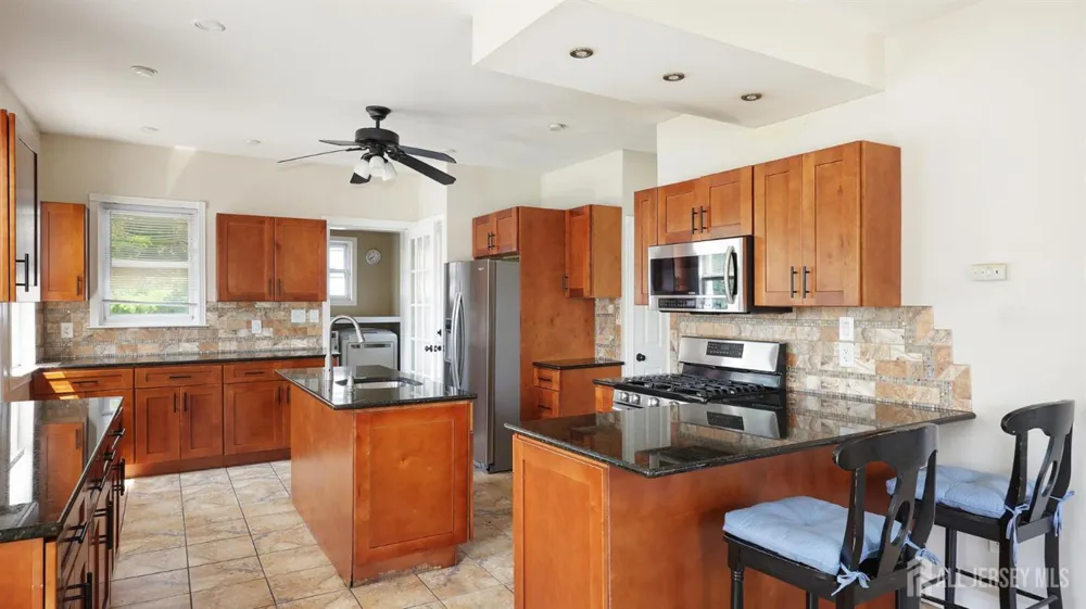 260 S Washington Avenue Dunellen, NJ 08812