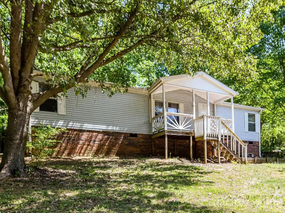 3690 Vickery Drive Maiden, NC 28650