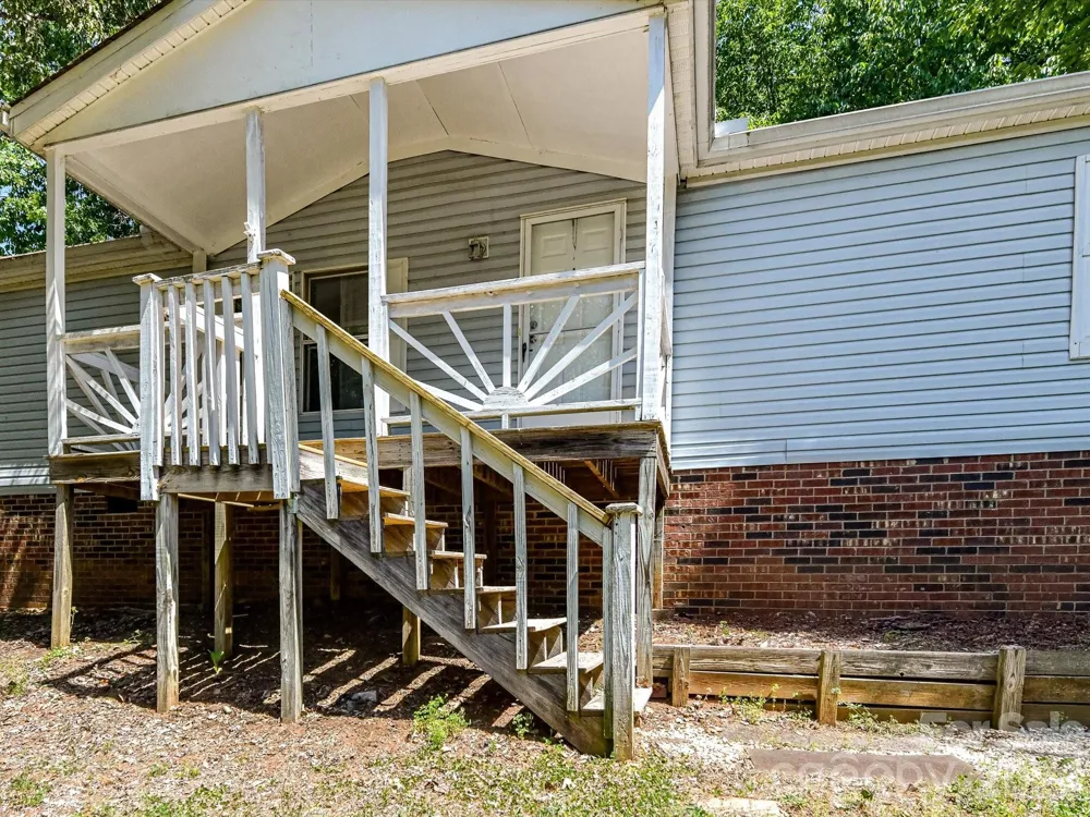 3690 Vickery Drive Maiden, NC 28650