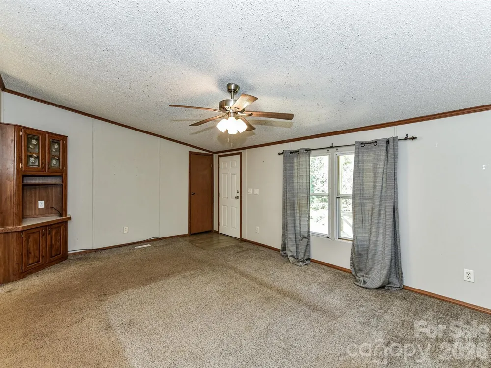 3690 Vickery Drive Maiden, NC 28650