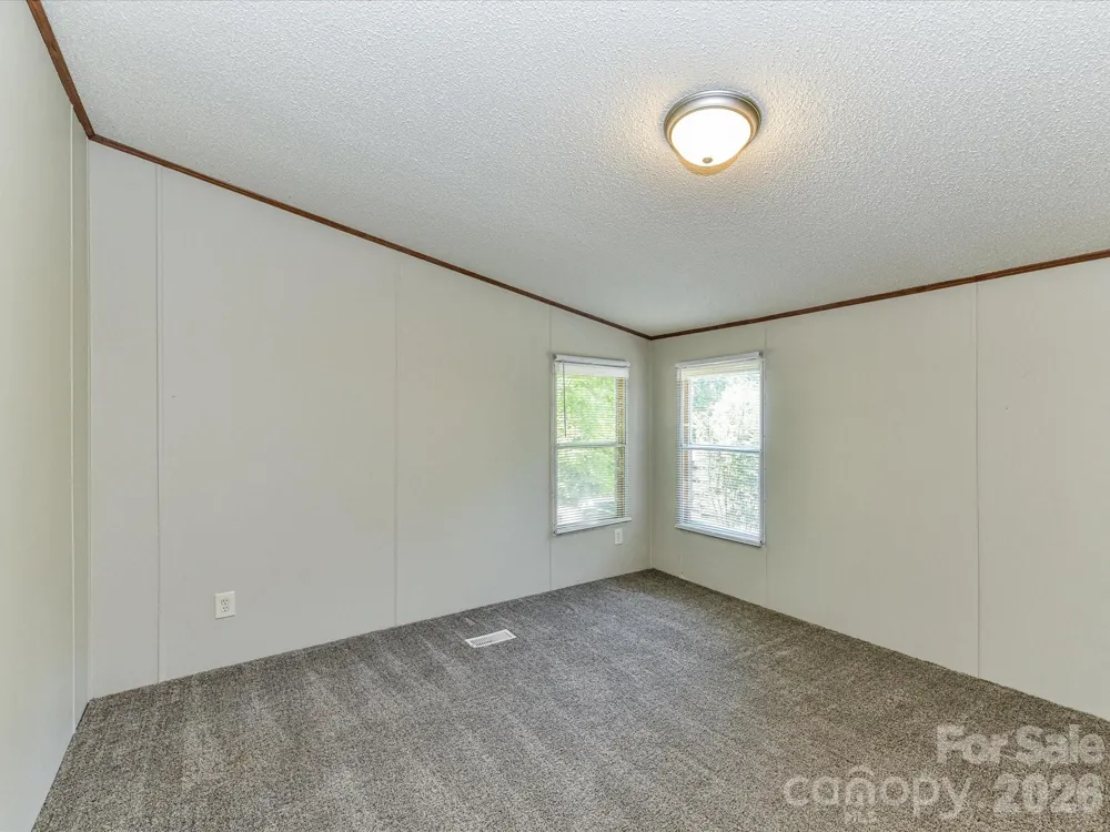 3690 Vickery Drive Maiden, NC 28650