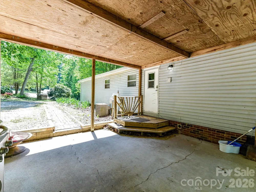 3690 Vickery Drive Maiden, NC 28650
