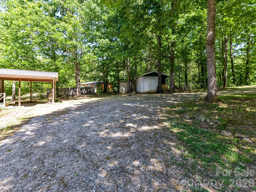 3690 Vickery Drive Maiden, NC 28650