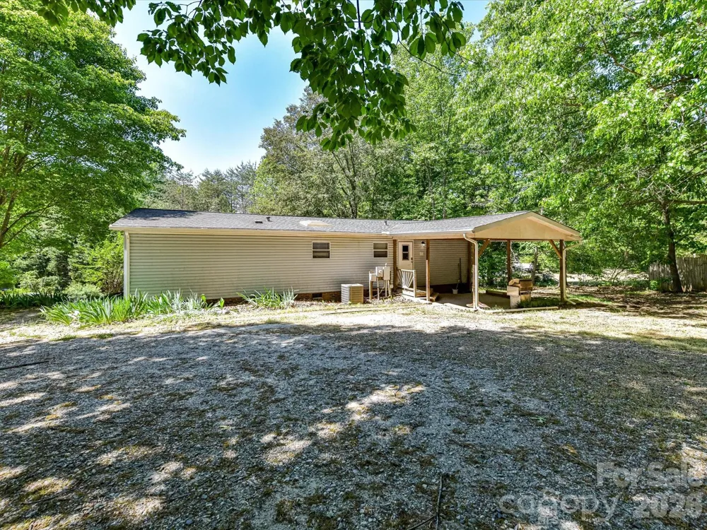 3690 Vickery Drive Maiden, NC 28650