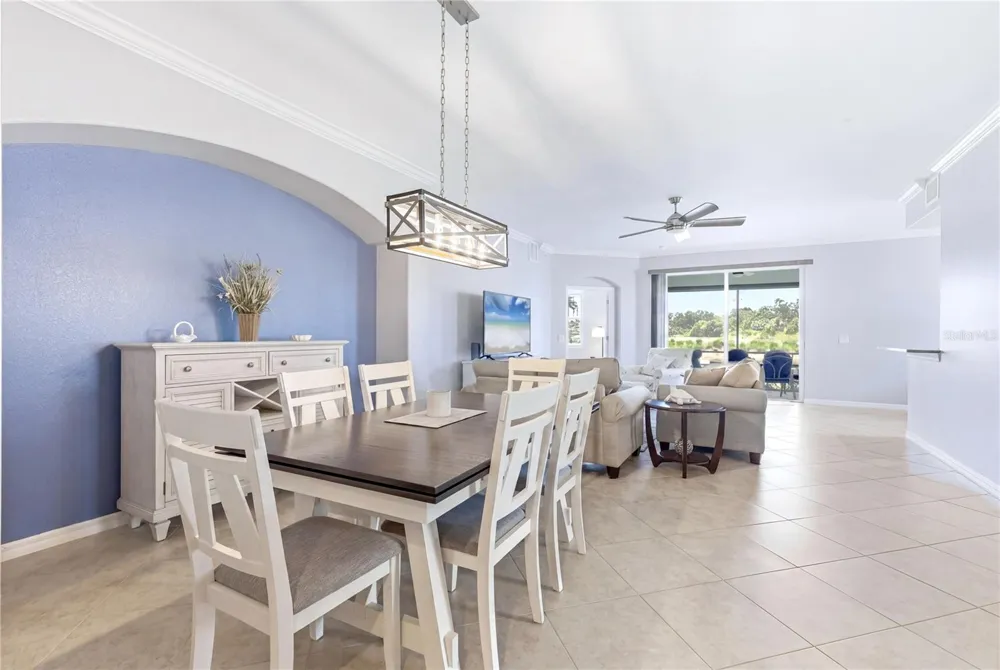 424 WINDING BROOK LANE #104 Bradenton, FL 34212
