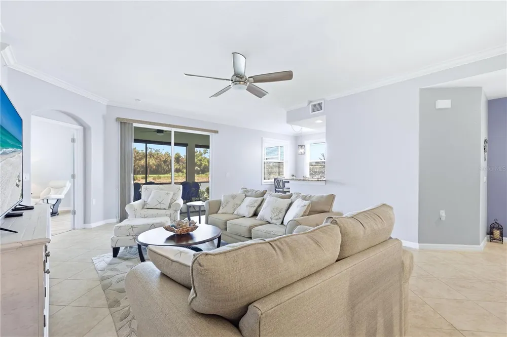 424 WINDING BROOK LANE #104 Bradenton, FL 34212