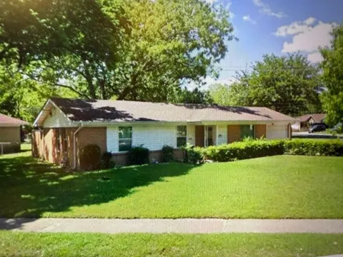 112 SW Murphy Road