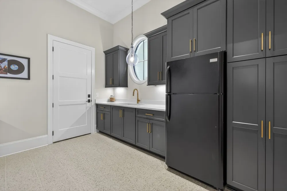 8860 Edgecomb Dr College Grove, TN 37046