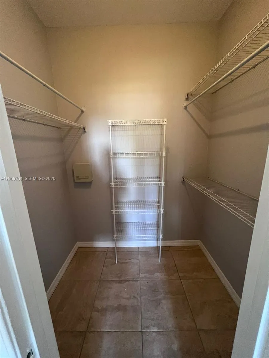 2544 Robert Trent Jones Drive #825 Orlando, FL 32835