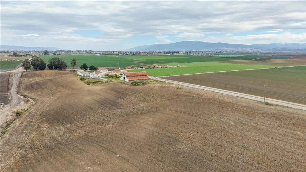 30 San Jon Road Salinas, CA 93907