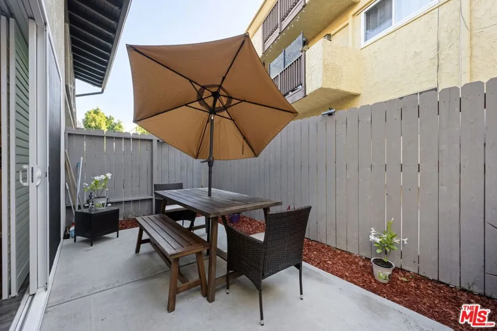 5951 Canterbury Drive #20 Culver City, CA 90230