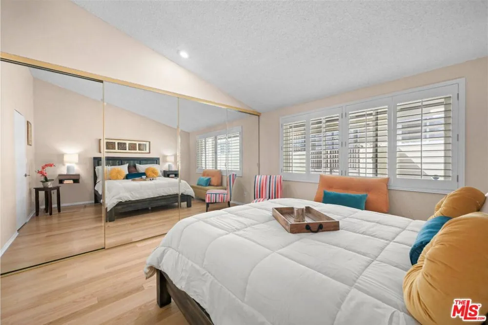 5951 Canterbury Drive #20 Culver City, CA 90230