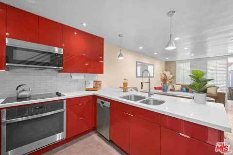 5951 Canterbury Drive #20