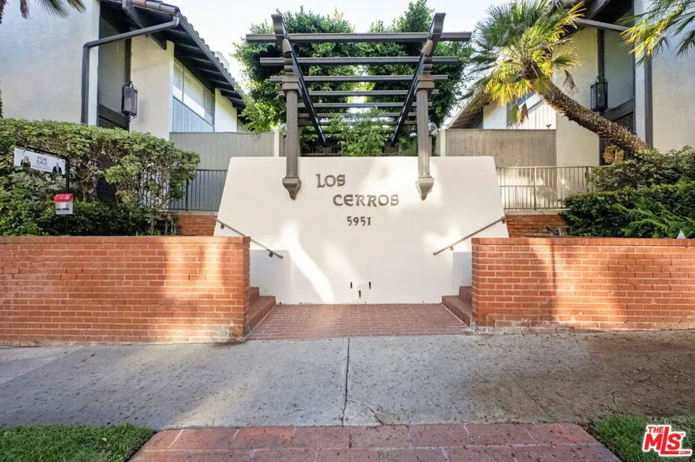 5951 Canterbury Drive #20 Culver City, CA 90230