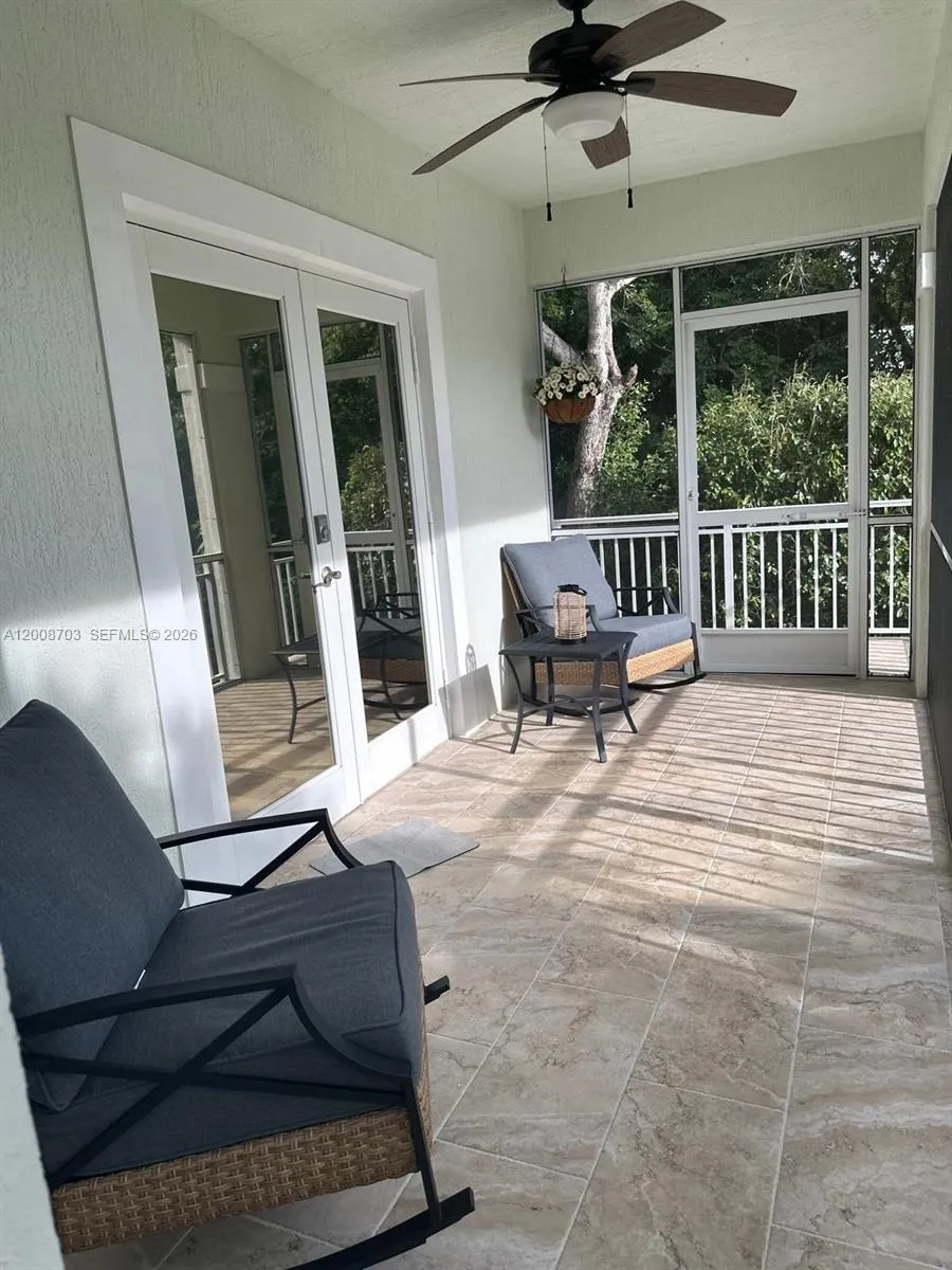 1019 Snapper Ln Key Largo, FL 33037