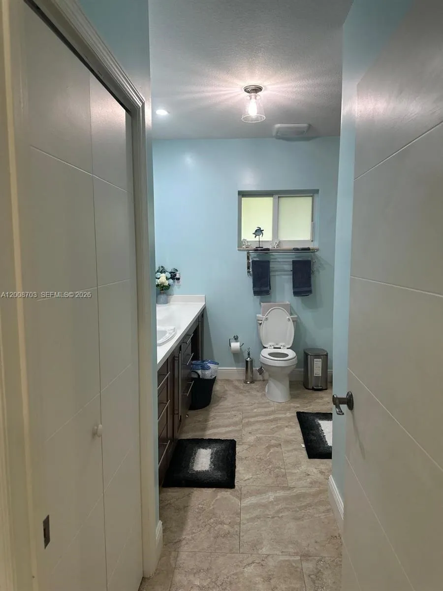 1019 Snapper Ln Key Largo, FL 33037