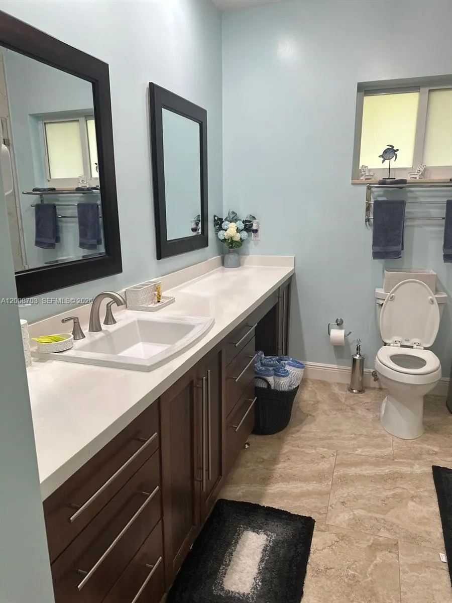 1019 Snapper Ln Key Largo, FL 33037
