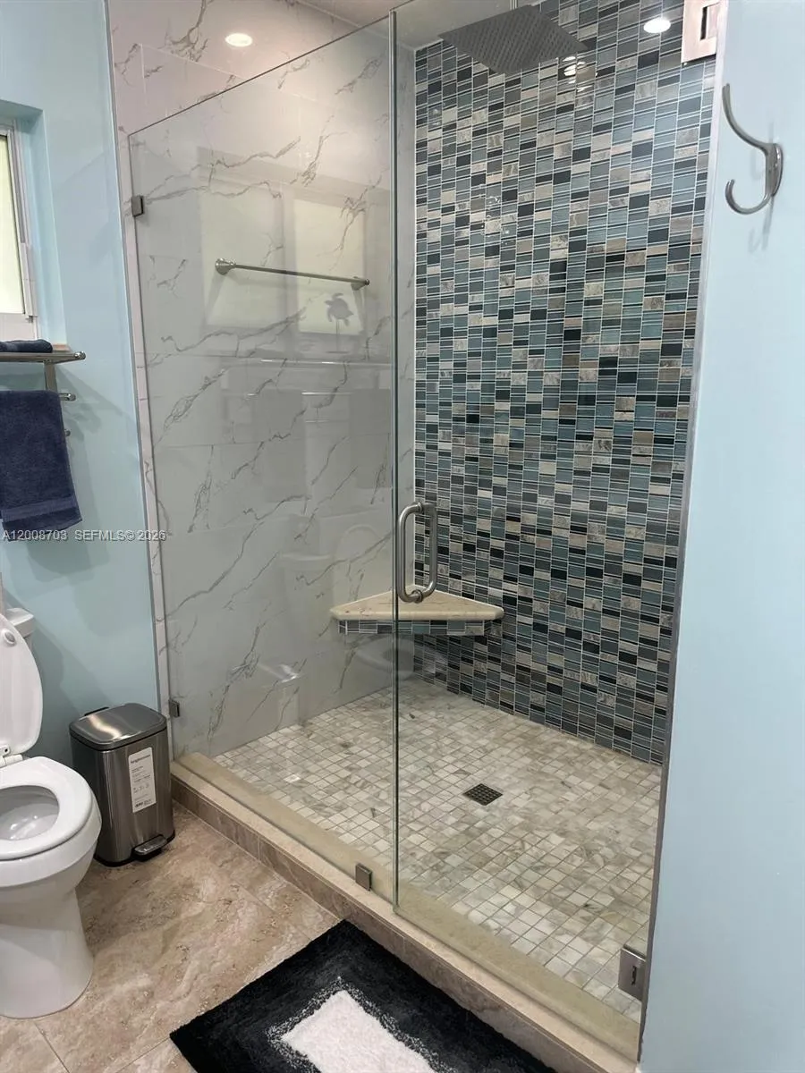 1019 Snapper Ln Key Largo, FL 33037