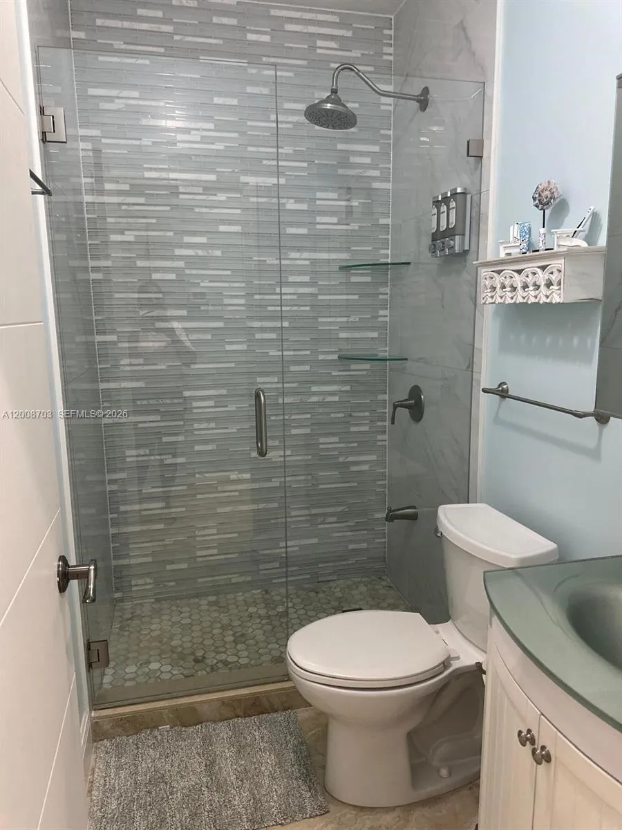 1019 Snapper Ln Key Largo, FL 33037