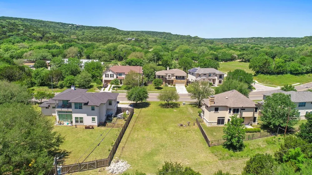 6204 Yaupon Drive Austin, TX 78759