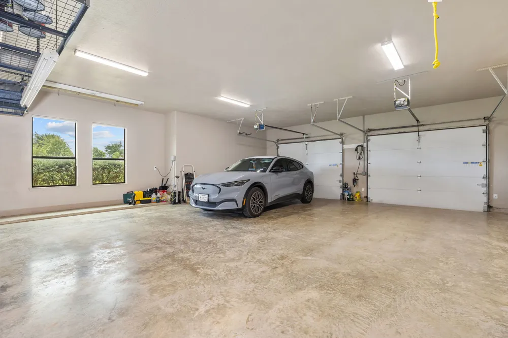 128 Strada Luca Florence, TX 76527