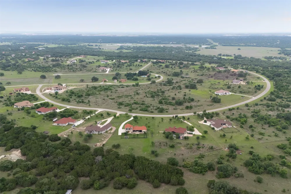128 Strada Luca Florence, TX 76527