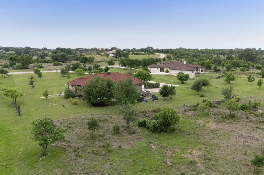 128 Strada Luca Florence, TX 76527