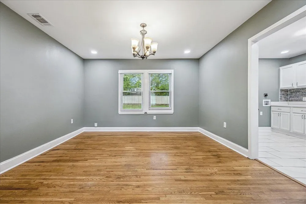 193 N HOLLYWOOD ST Memphis, TN 38112