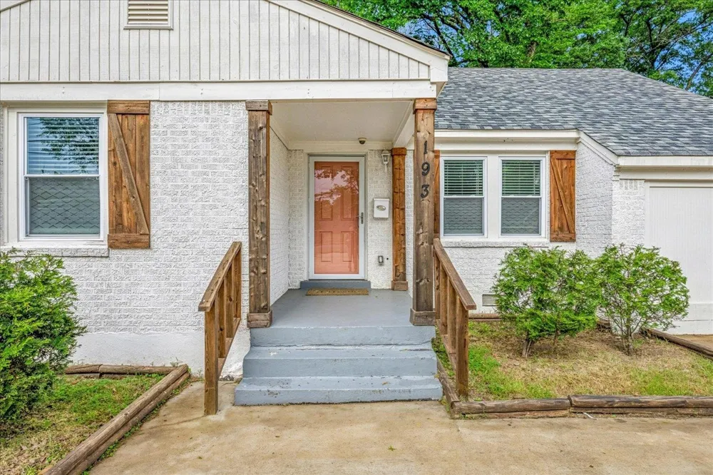 193 N HOLLYWOOD ST Memphis, TN 38112