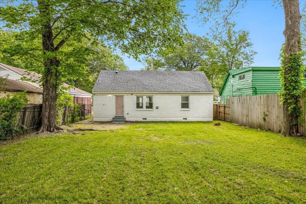 193 N HOLLYWOOD ST Memphis, TN 38112