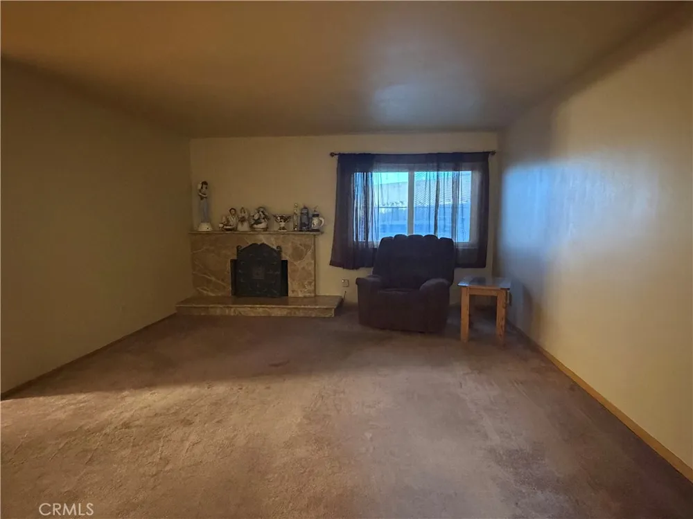 941 Senita Barstow, CA 92311
