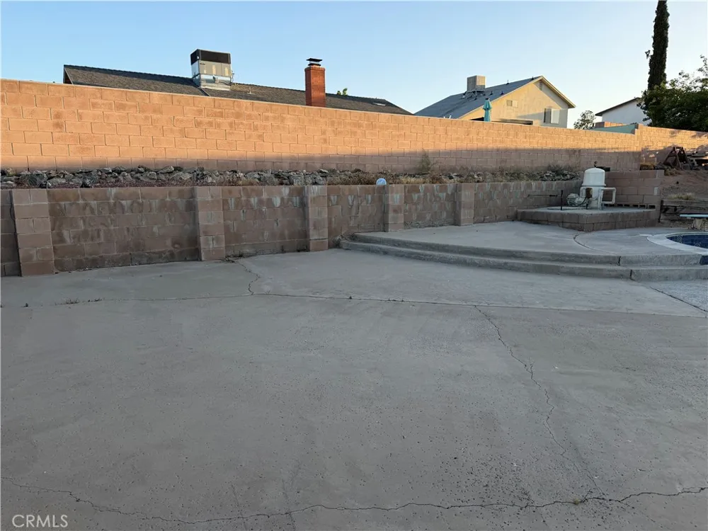 941 Senita Barstow, CA 92311