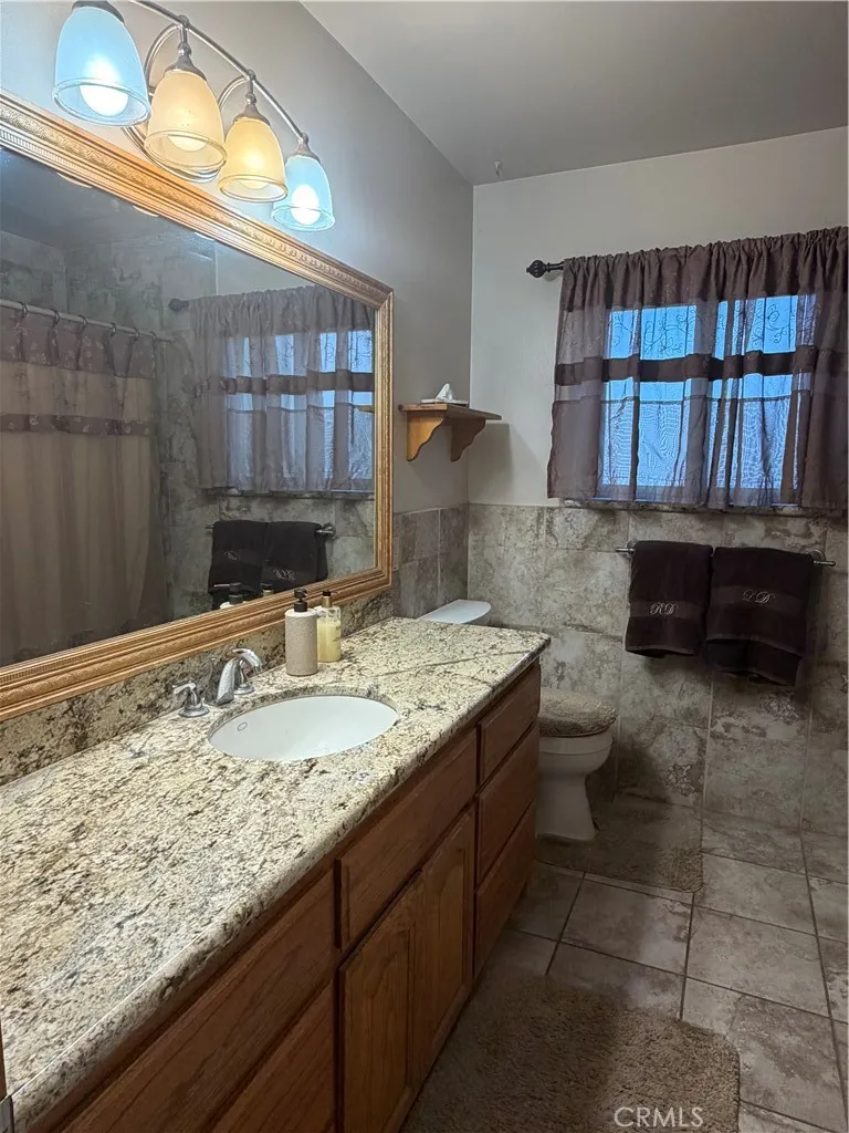 941 Senita Barstow, CA 92311