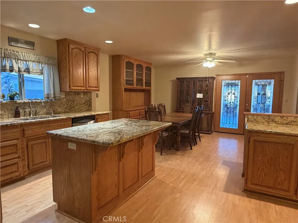 941 Senita Barstow, CA 92311