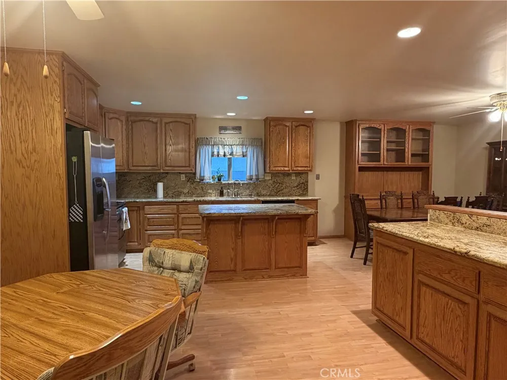 941 Senita Barstow, CA 92311