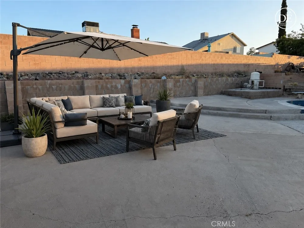 941 Senita Barstow, CA 92311