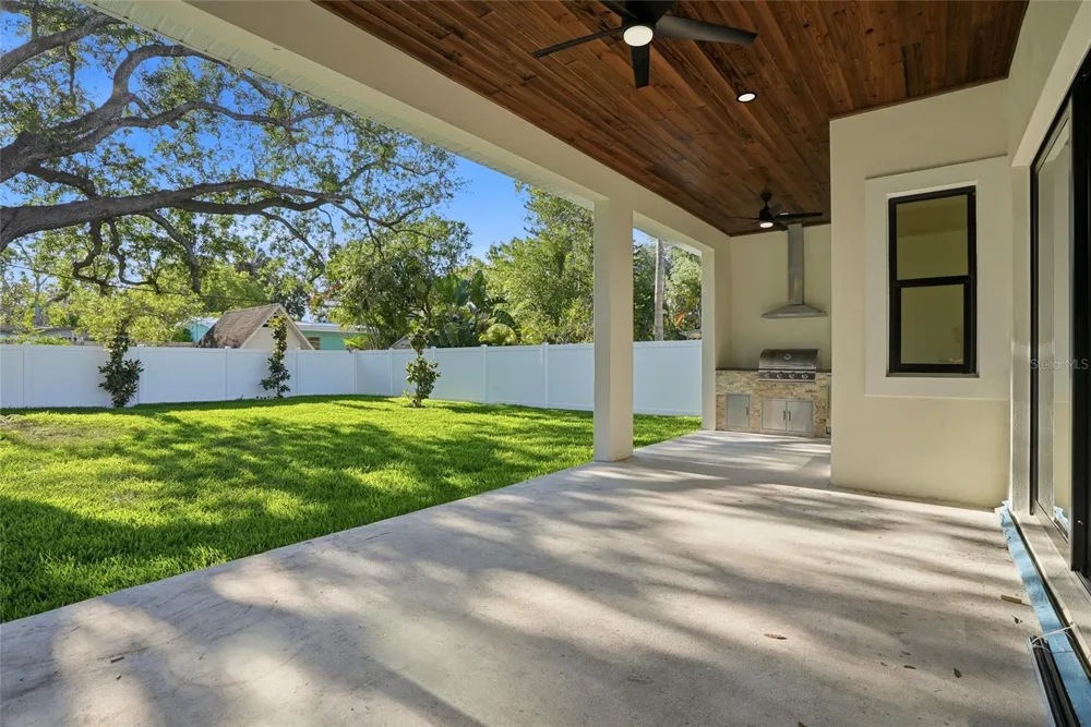 2376 RAJEL AVENUE Safety Harbor, FL 34695